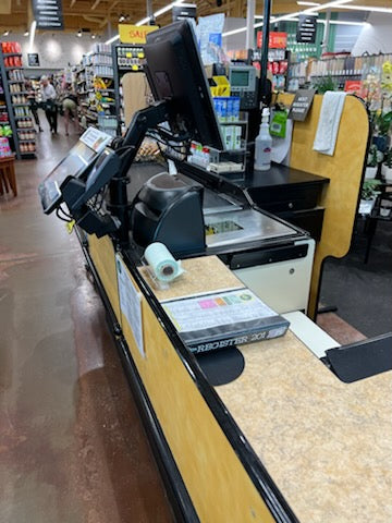 Multi-Pole System at Whole Foods